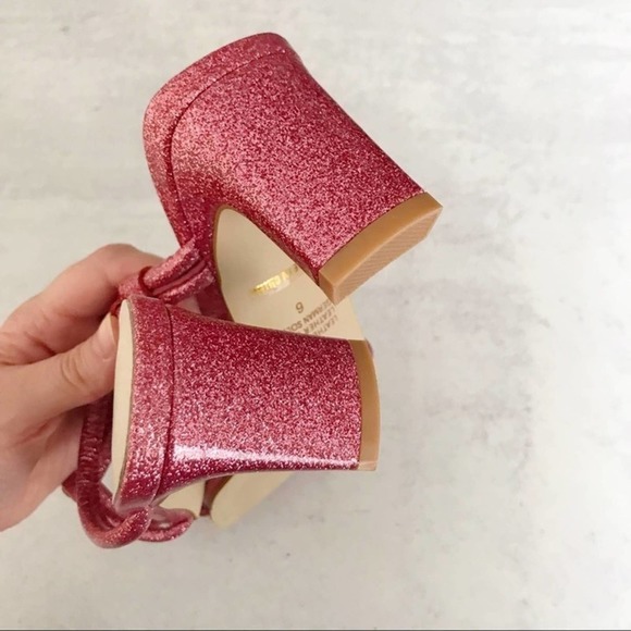 NEW Intentionally Blank Willow Sandals Pink Glitter - Picture 4 of 5
